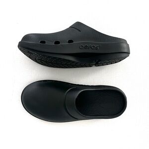 Oofos OOcloog Clogs in Black Size W6 M4 Unisex New